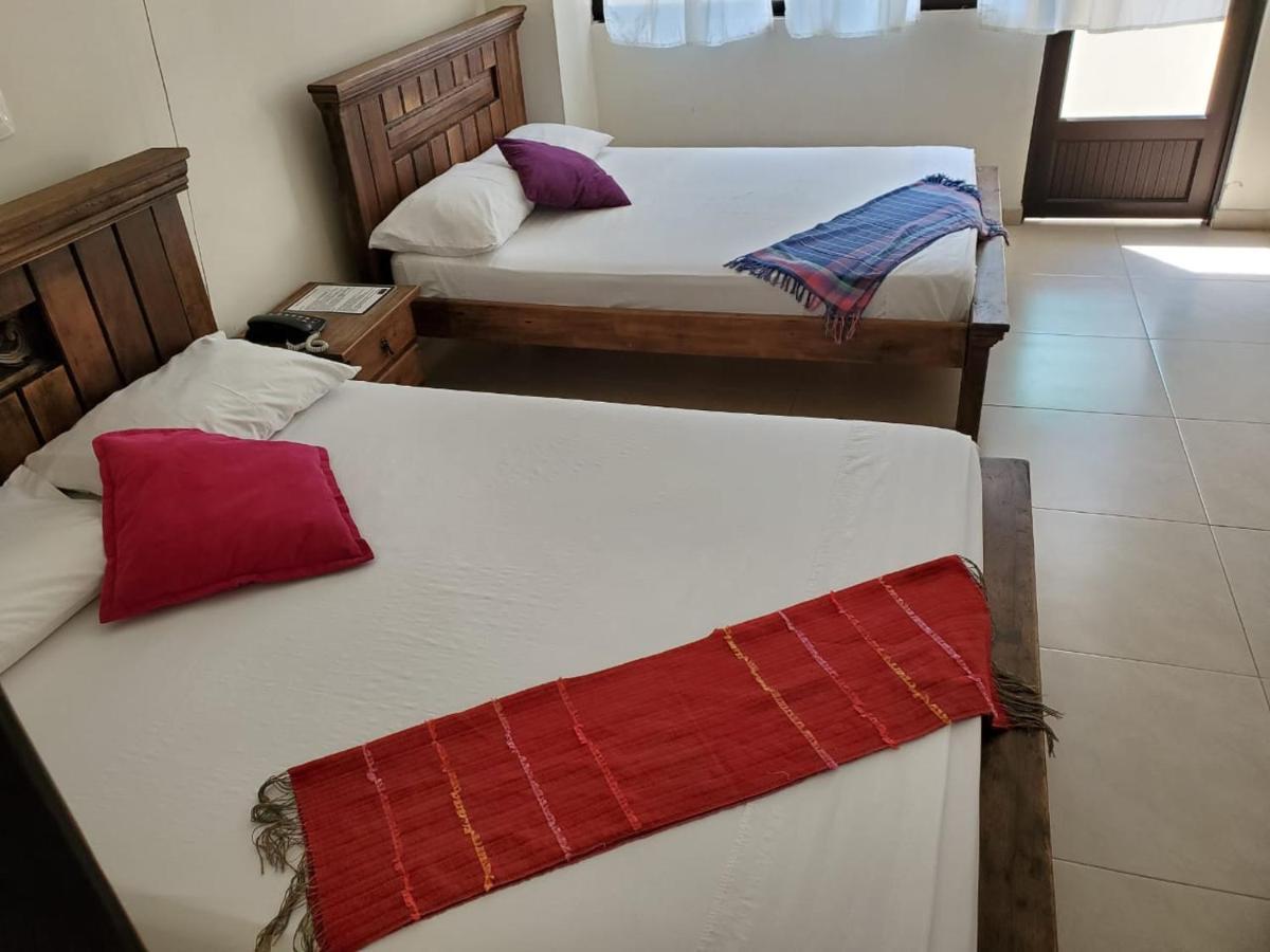 Hotel Cataluna ペレイラ エクステリア 写真