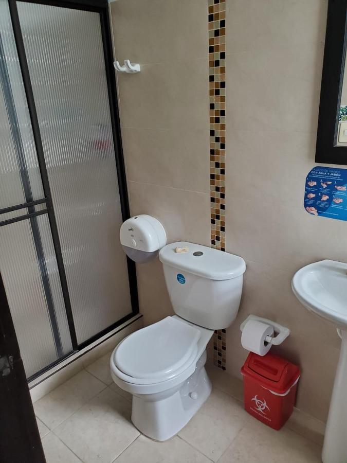 Hotel Cataluna ペレイラ エクステリア 写真