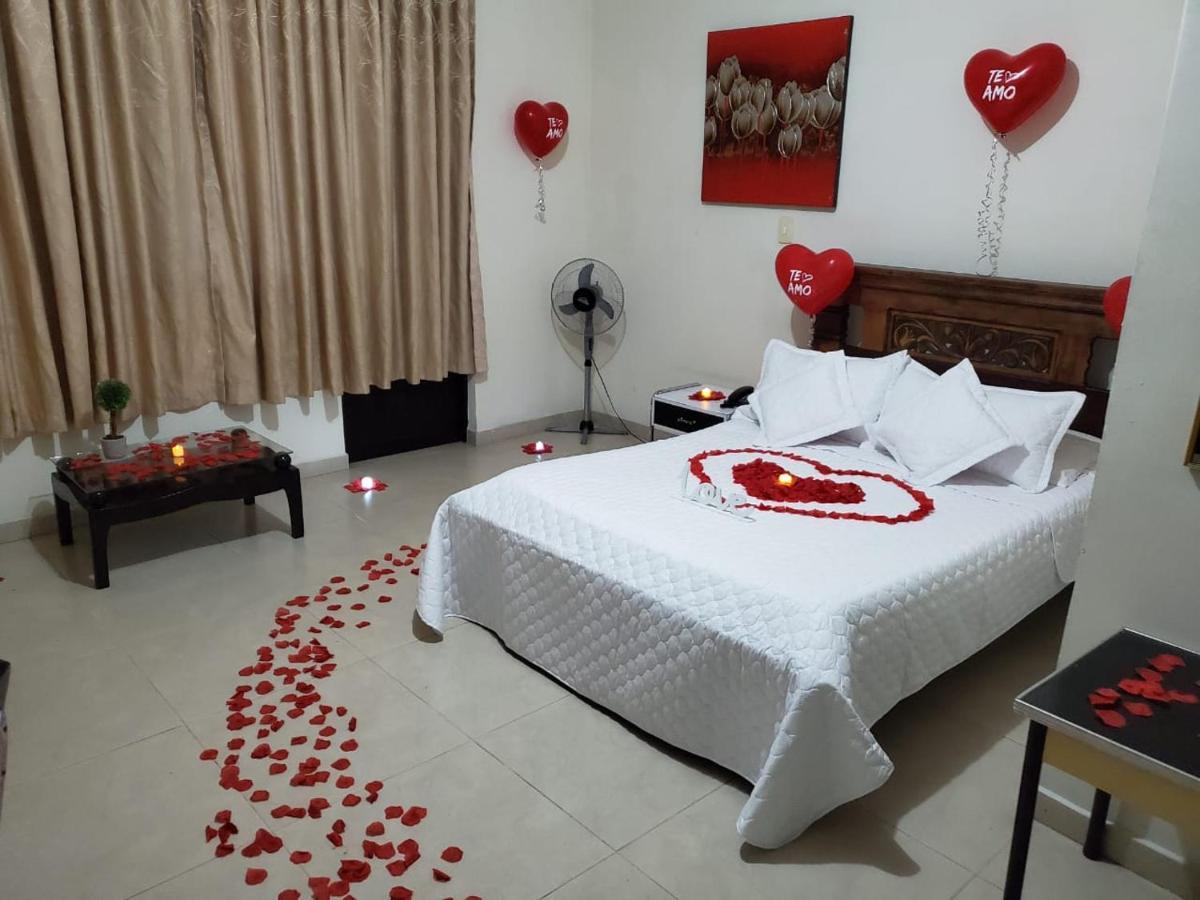 Hotel Cataluna ペレイラ エクステリア 写真